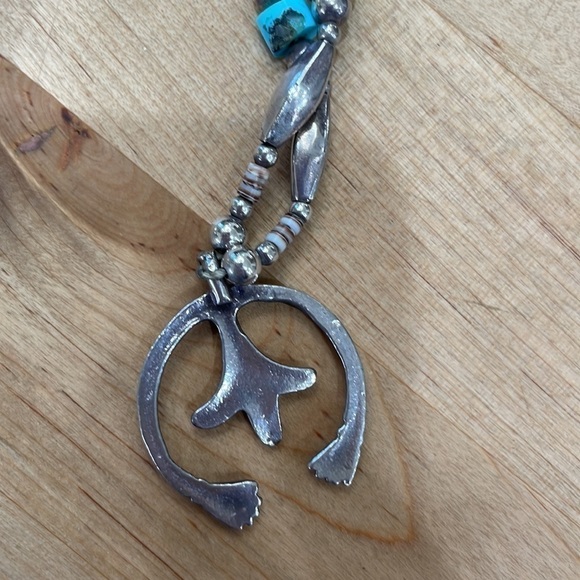 ⭐️Vintage Navajo Naja Pendant Turquoise & Sterling Silver Necklace—Beautiful! - Picture 8 of 8